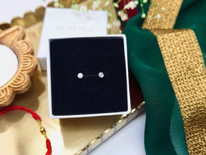 What is the Meaning Behind Gold Jewellery for Children in South Asian and Middle Eastern Traditions