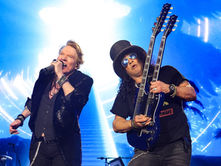 Guns N’ Roses quebram silêncio e lançam os singles “Nothin’” e “Atlas”