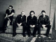U2 (Foto por Olaf Heine)