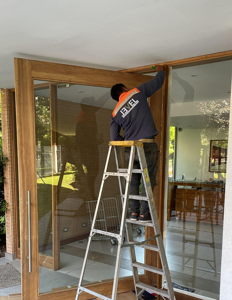 WhatsApp Image 2025-06-16 at 14.49_edited.jpg