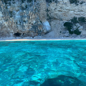 Costa di Baunei Piscine di Venere Cala Mariolu Golfo di Orosei Rental Boat