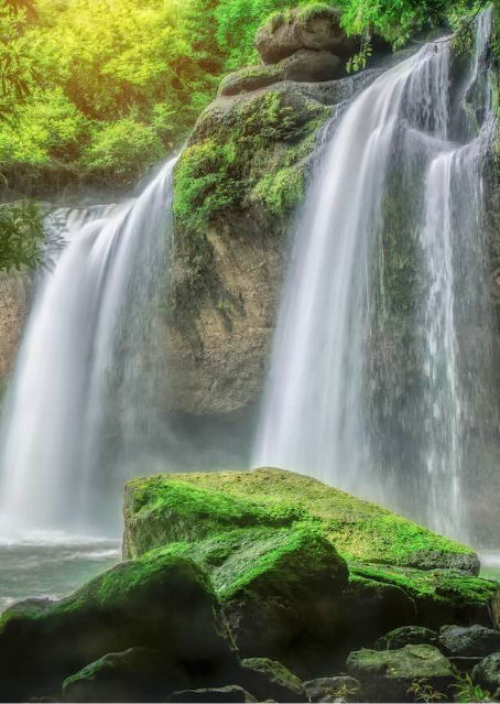 Wasserfälle helfen Mutter Natur