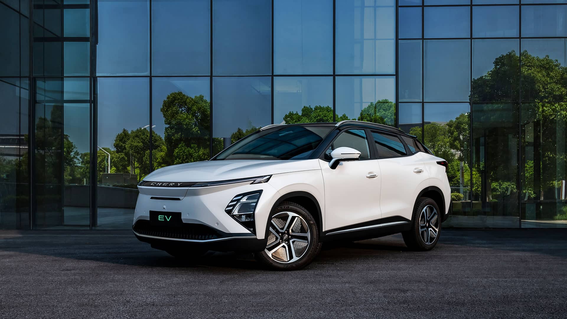 תמונות רכב צ'רי FX EV