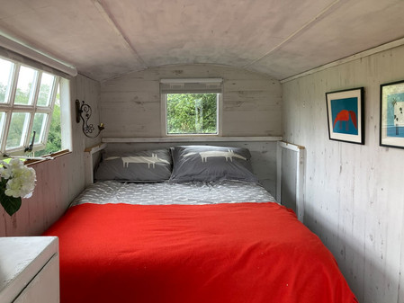 Cosy Shepherds Hut.jpeg