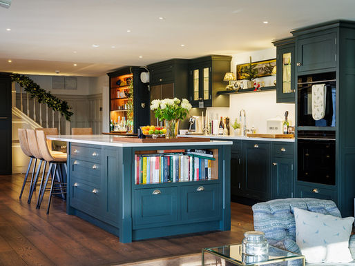 Bespoke Cottage Kitchen - Guildford Surrey