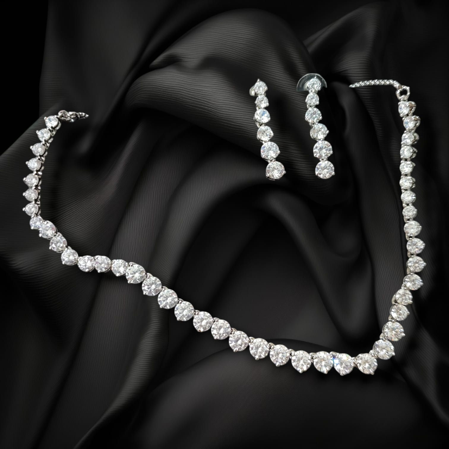 Solitaire diamond necklace set