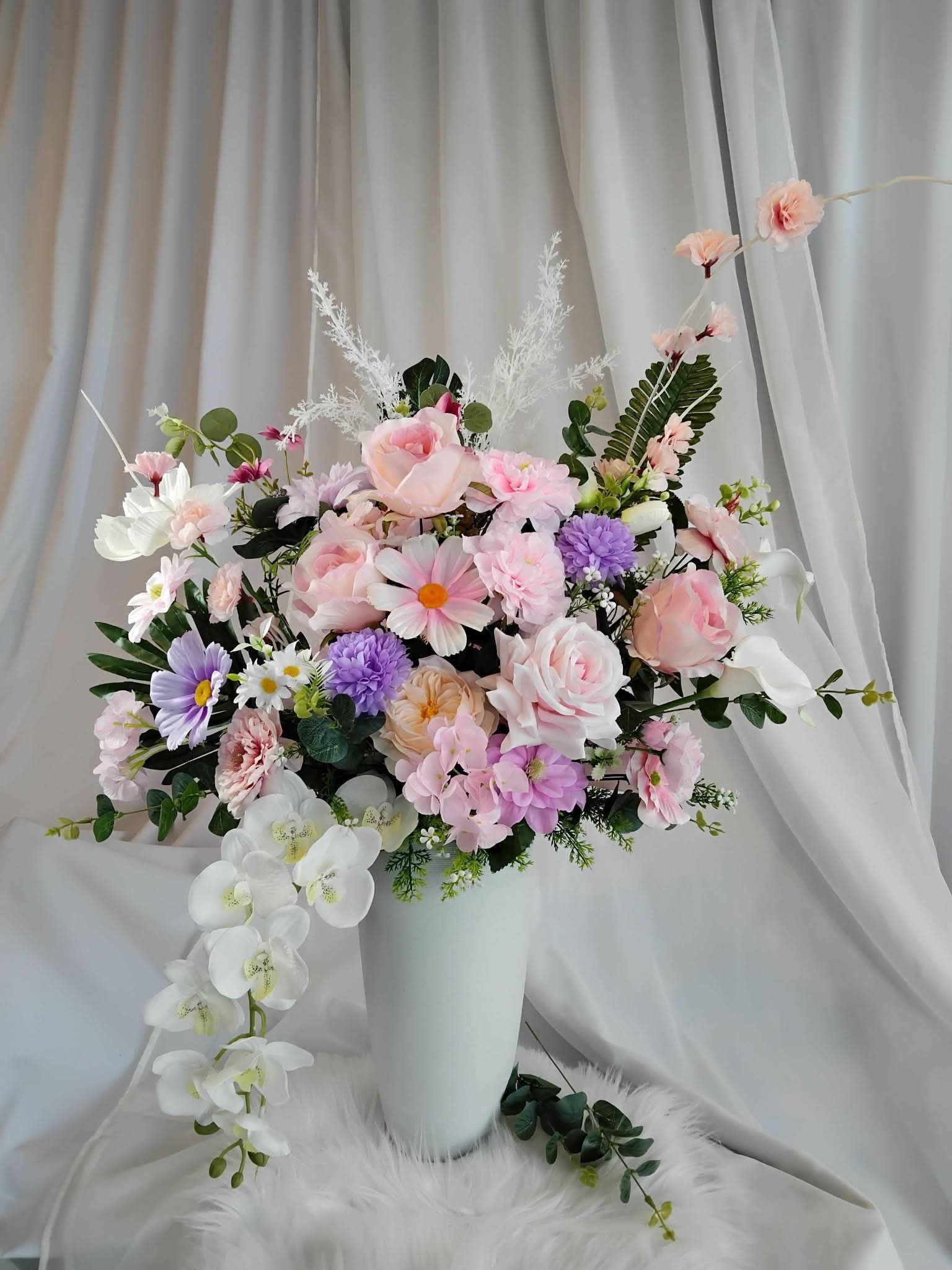 Rosé Garden Vase