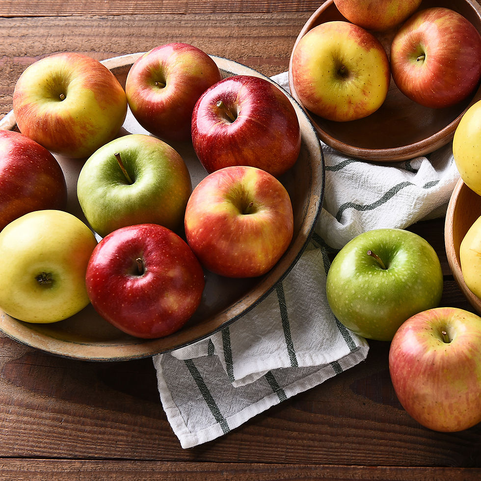 oikogeneia-deli-family-apples-bio.jpg