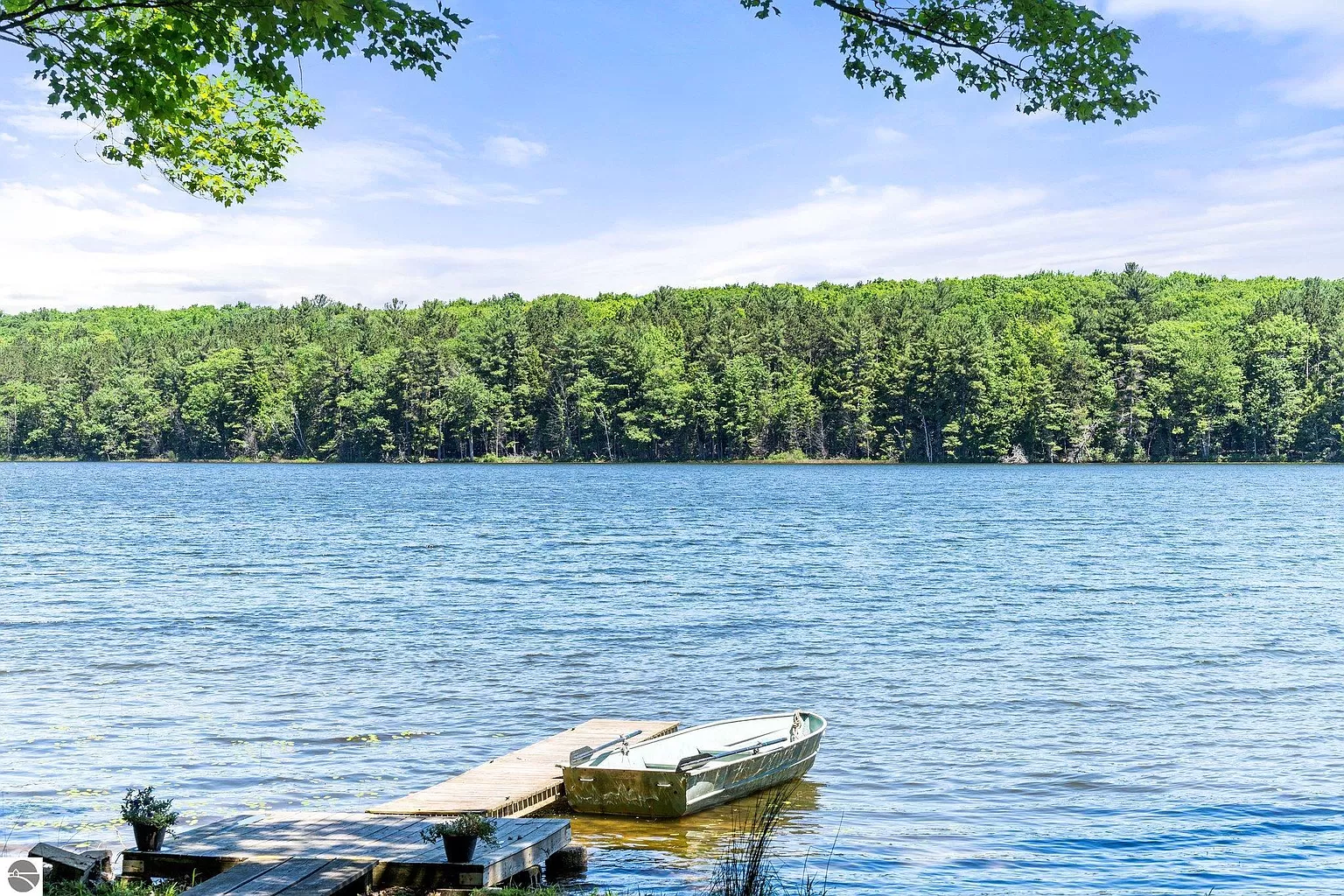 Thayer Lake Cottages
