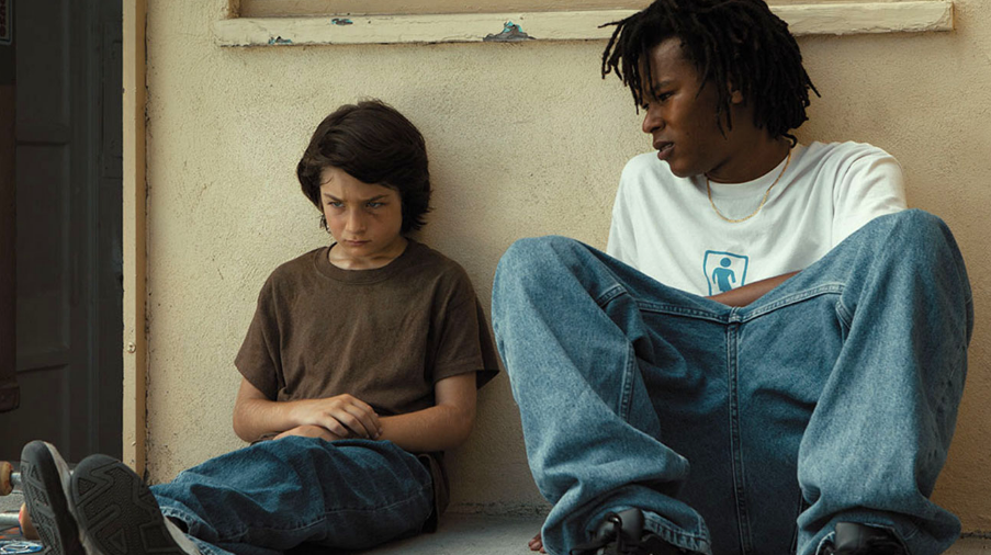 Sunny Suljic and Na-kel Smith in Mid90s