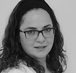 אסתי טראובה מייסדת ומנהלת את אפילוג'יק ירושלים