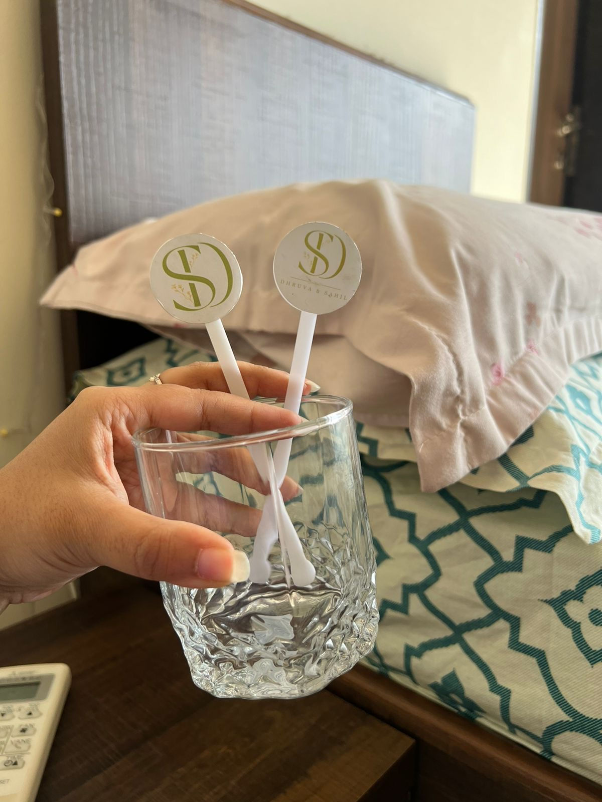 Cocktail Stirrer Circle (Sticker Based)