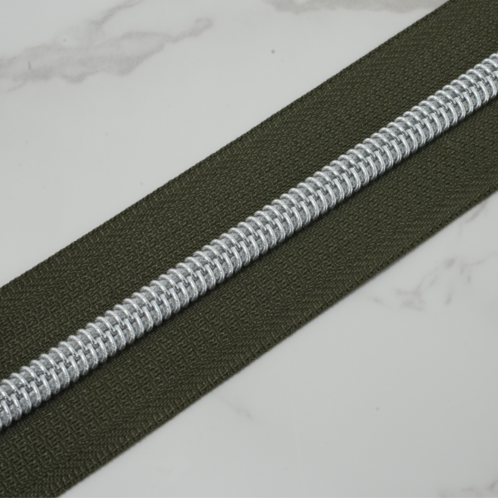 #5 Zipper Tape - CROCODILE with Silver Nylon Coils (see video)