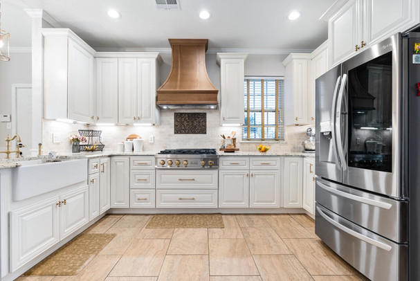 Pearl White Gallery | DL Cabinetry