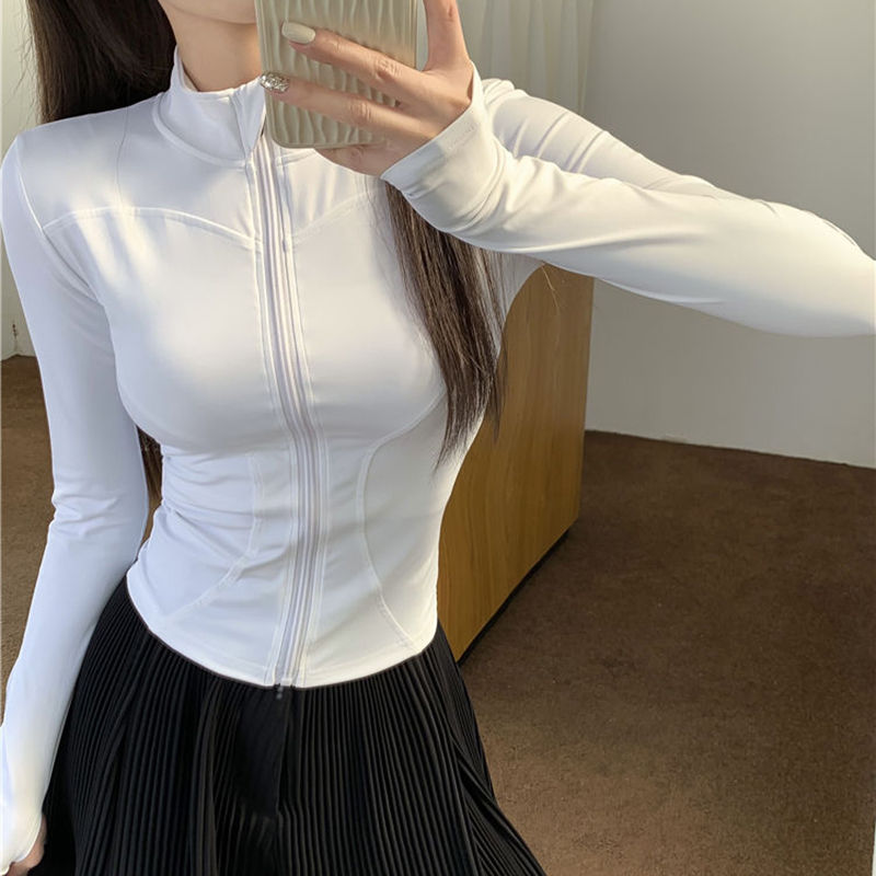 Miniatura: Cropped Feminino Manga Longa com Zíper – Modelagem Justa, Estilo Fitness e Ca