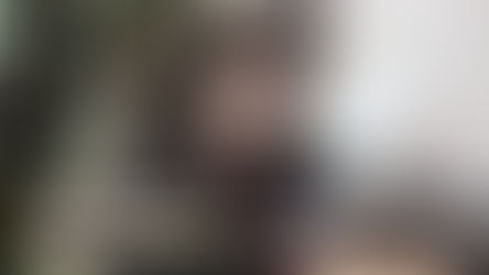 ثوريا لحرش تُرغِم العثماني على شُرب العصير ف كأس كبير