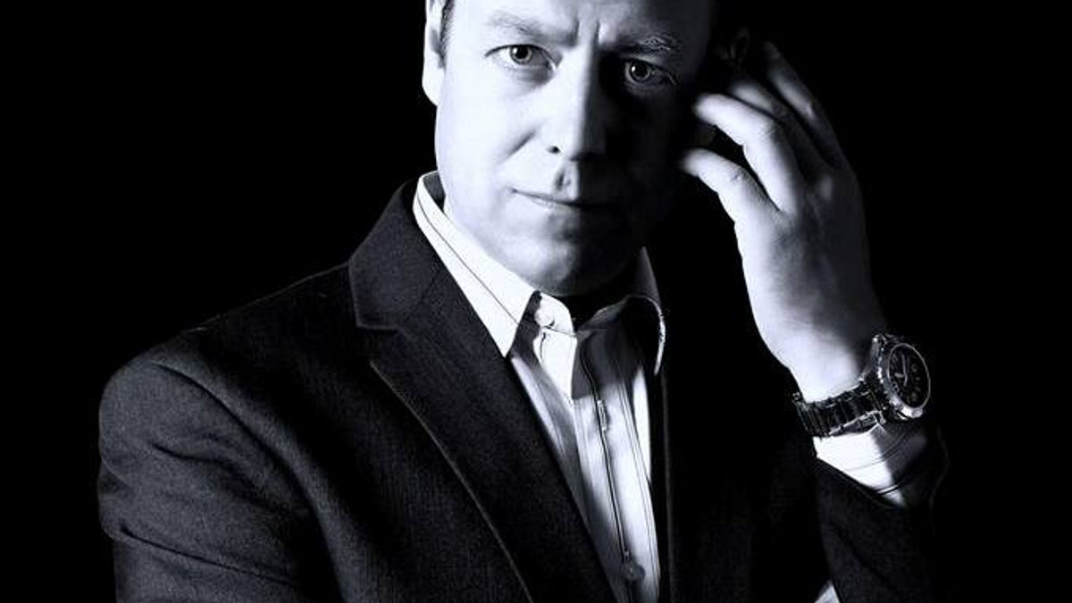 James Brandon – photo