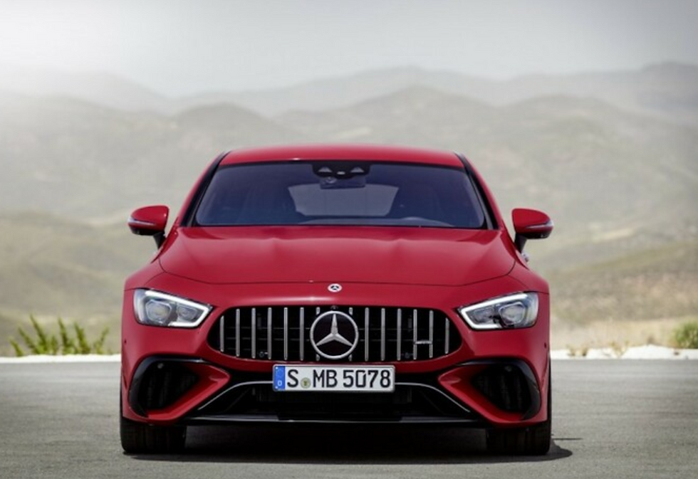Mercedes-AMG GT 63 S E Performance, un éclair dans le moteur — AEPS Pièces, moteur d'occasion garanti 3 mois