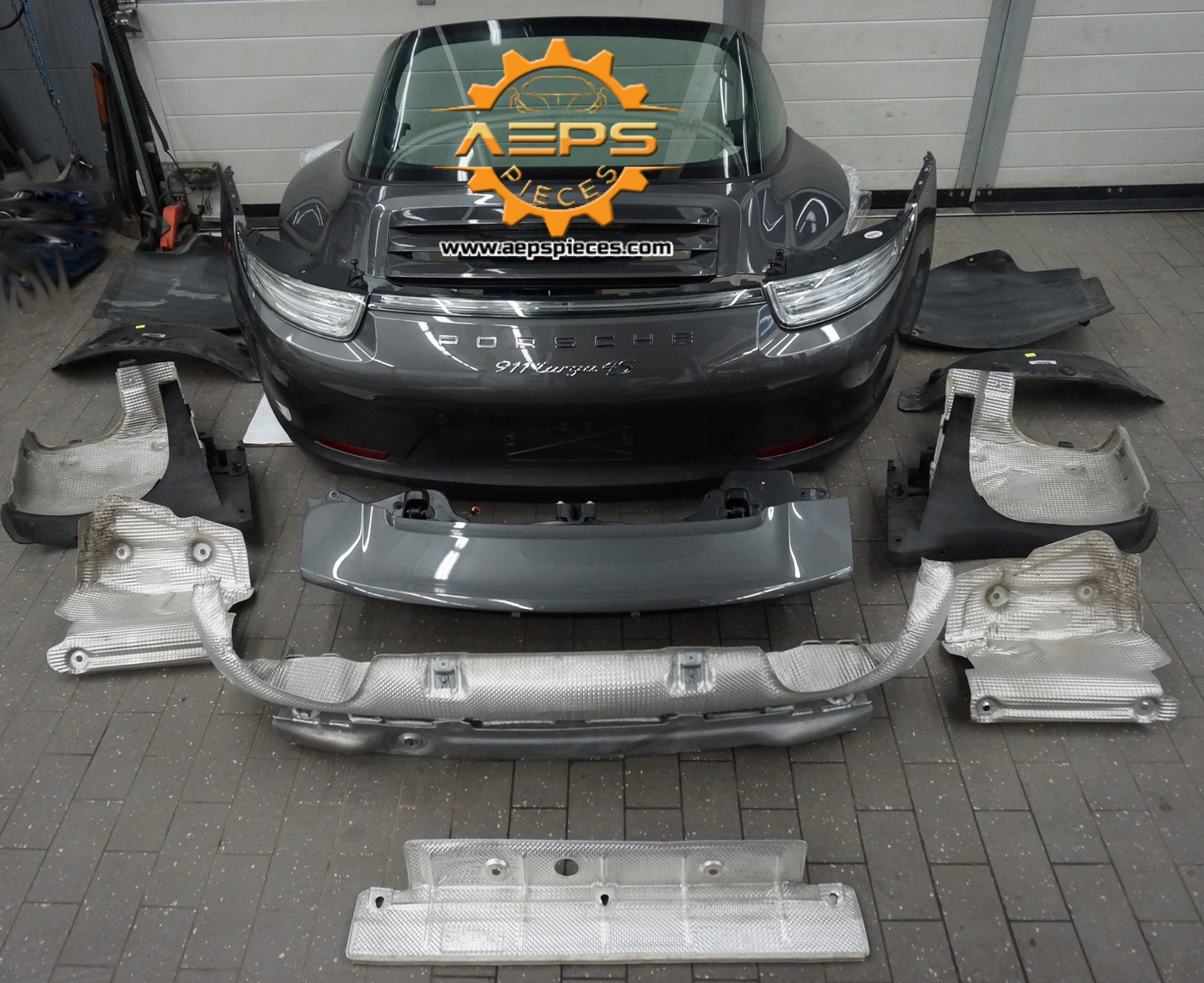 FACE ARRIERE COMPLETE PORSCHE TARGA 911 4S