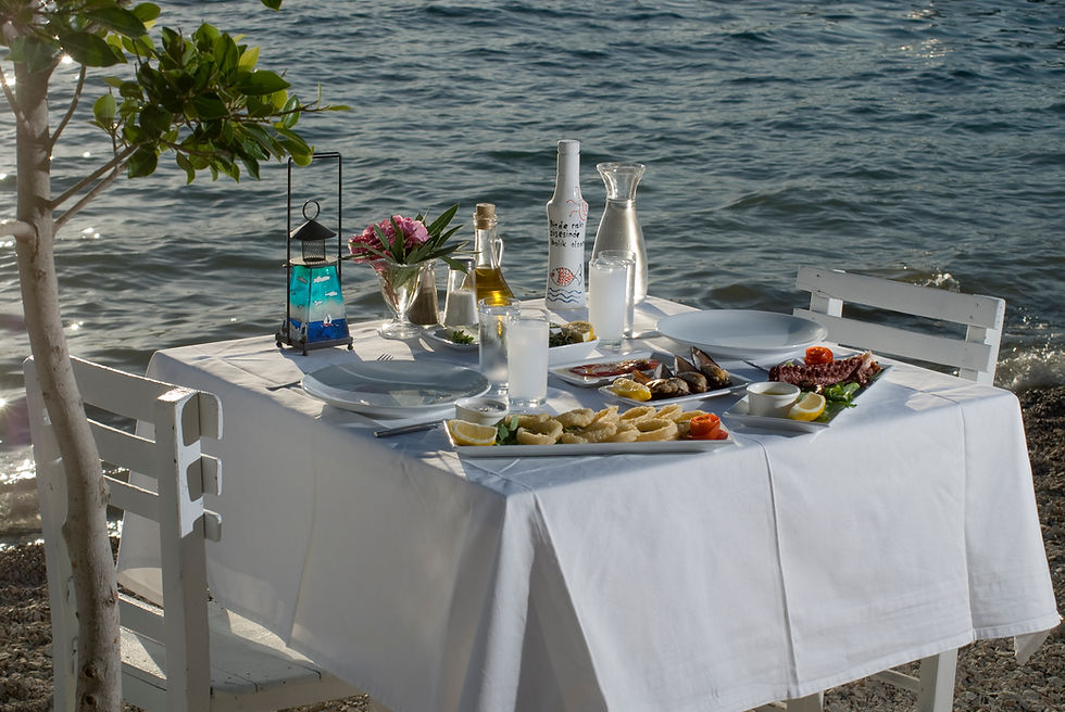 Taverne am Meer, Olivenöl und Ouzo