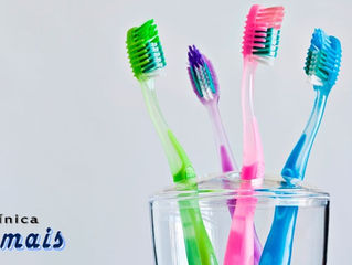 11 PERIGOS ESCONDIDOS NA ESCOVA DE DENTE. Fonte: Uniodonto
