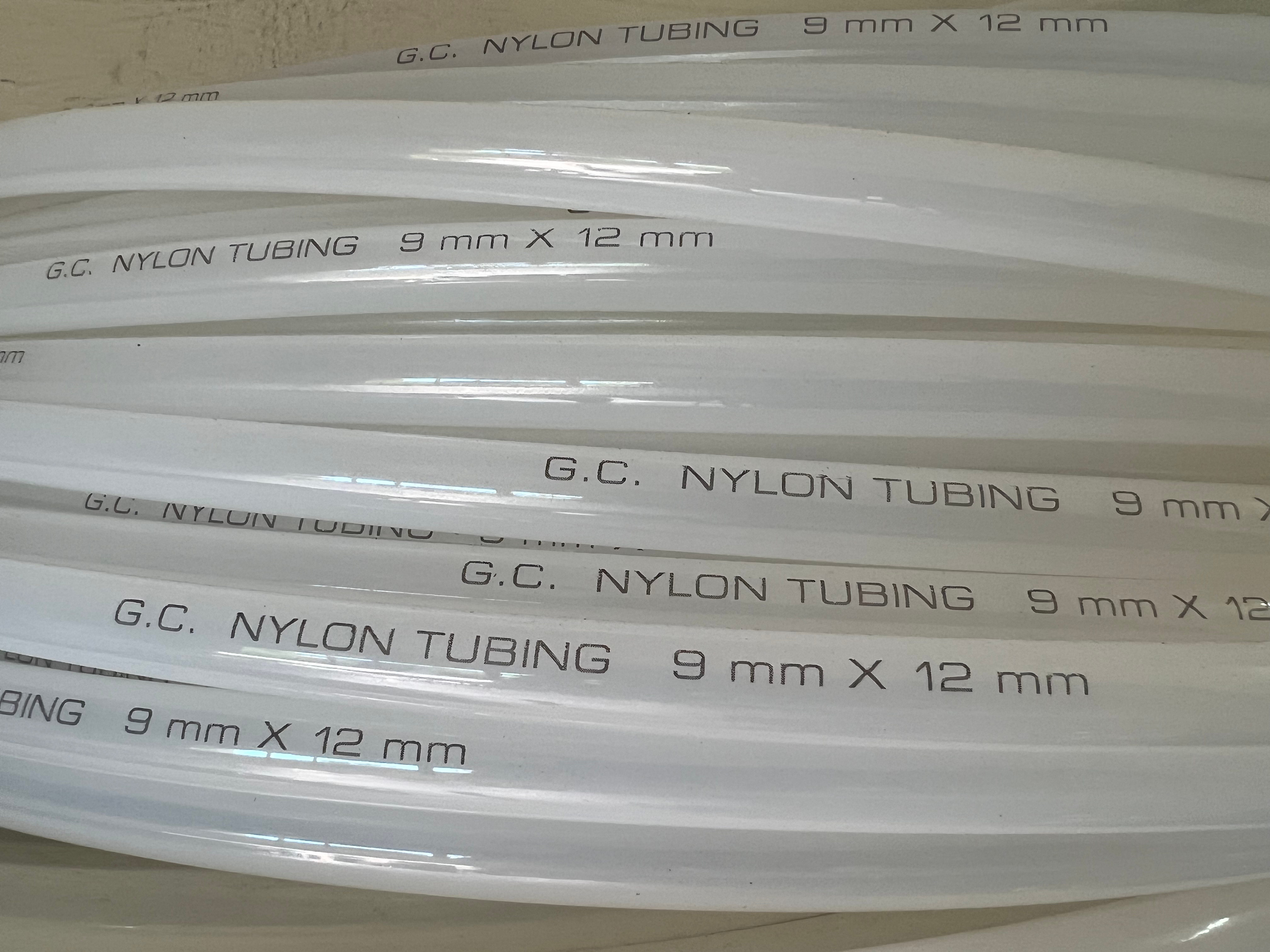 NYLON TUBING 2.5mmX4mm至1/2
