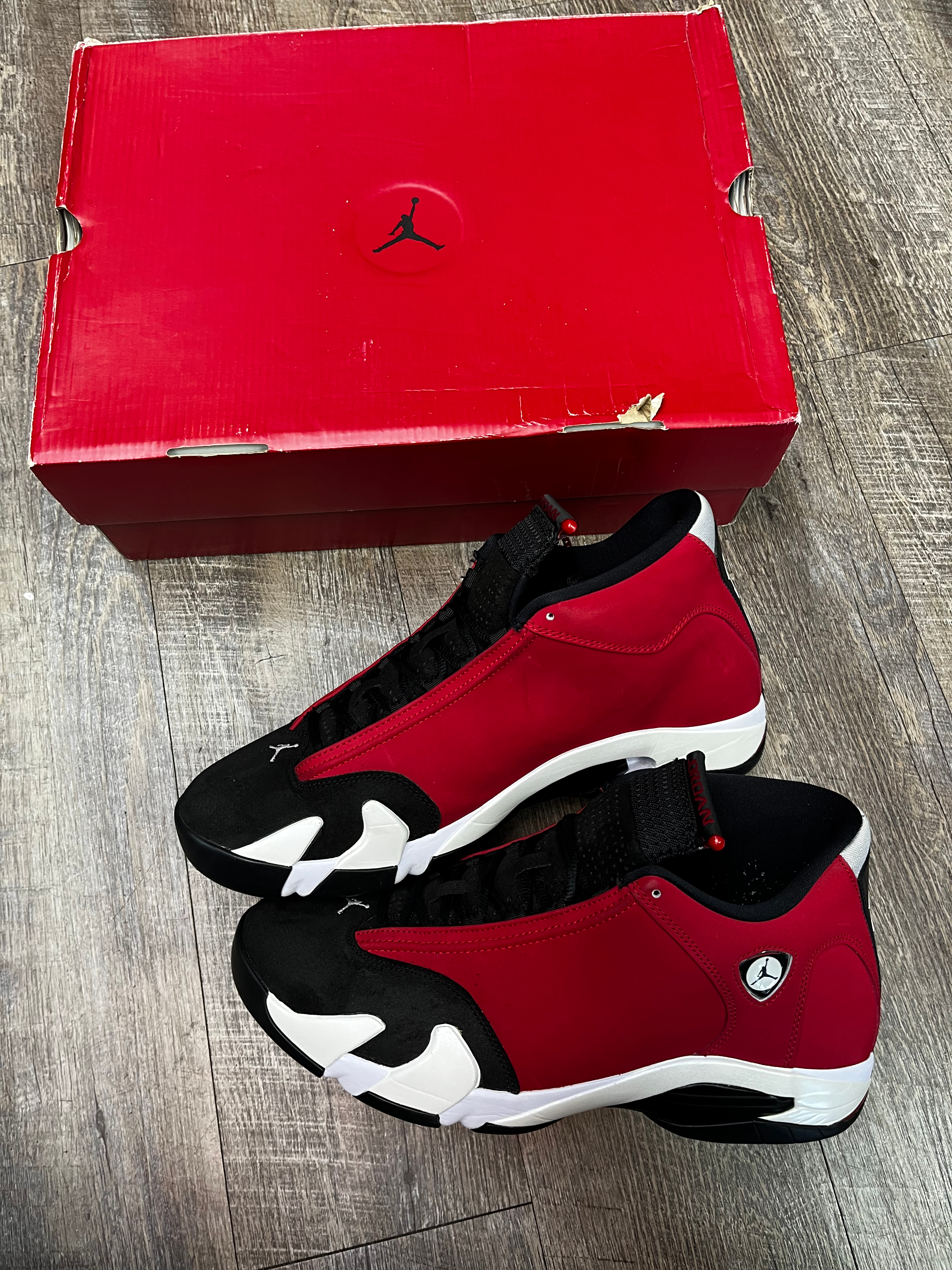Air Jordan 14 Retro “Gym Red Toro” (2020)