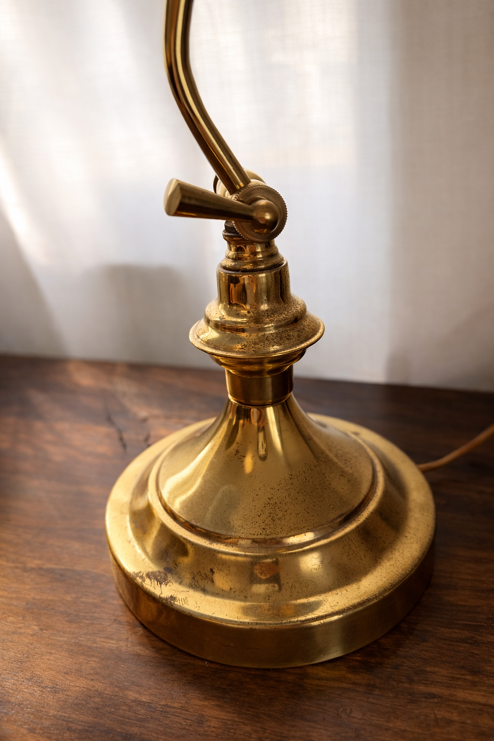 Thumbnail: Mid-Century Brass Shell Task Lamp