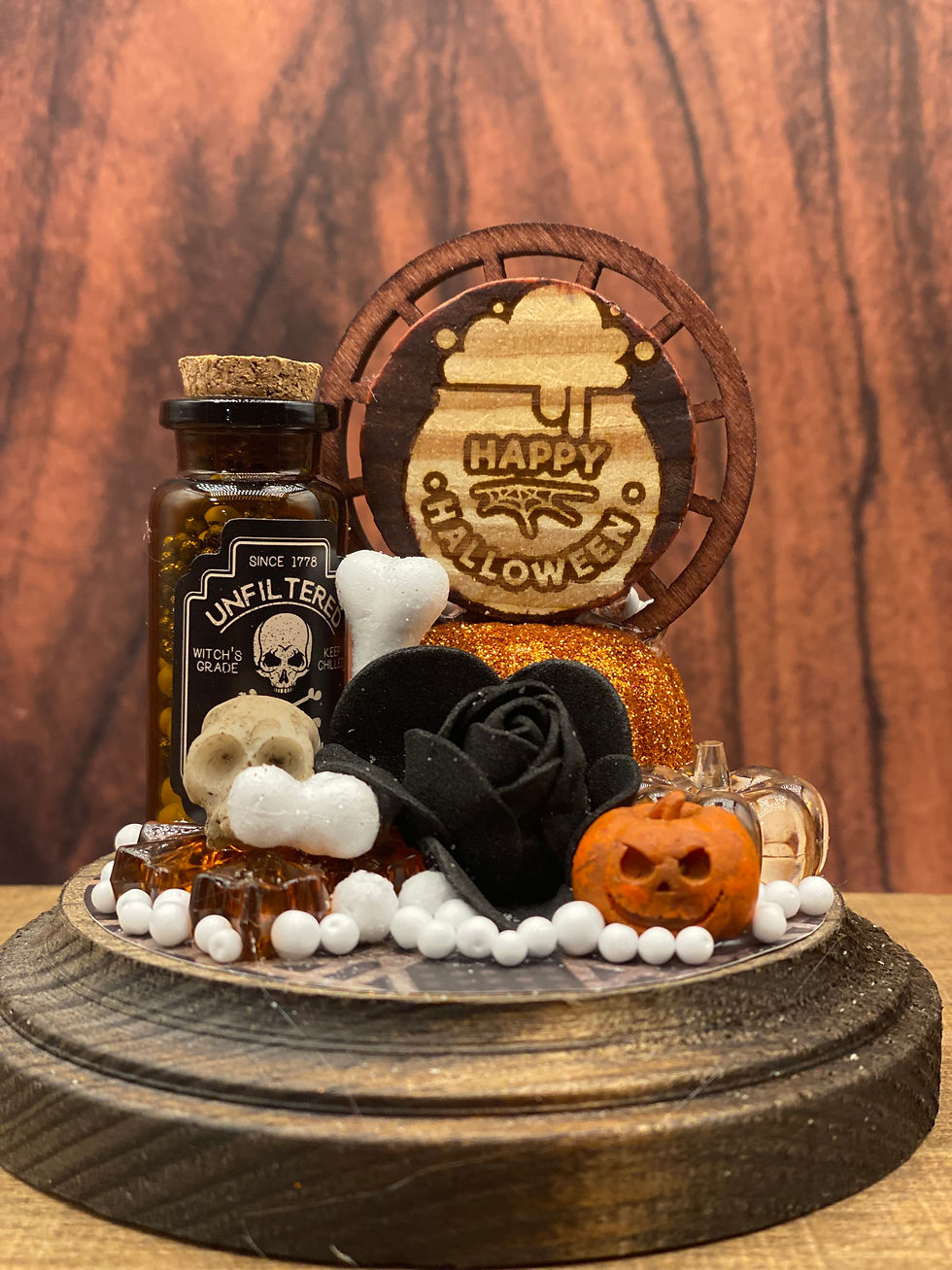 Thumbnail: Rustic Halloween Ornament