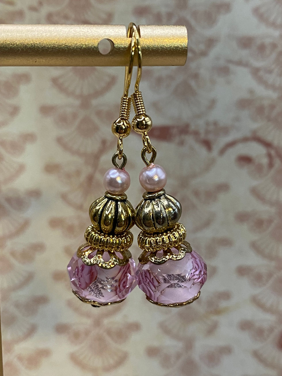 Thumbnail: Genie's Bottle Earrings Gold Romance