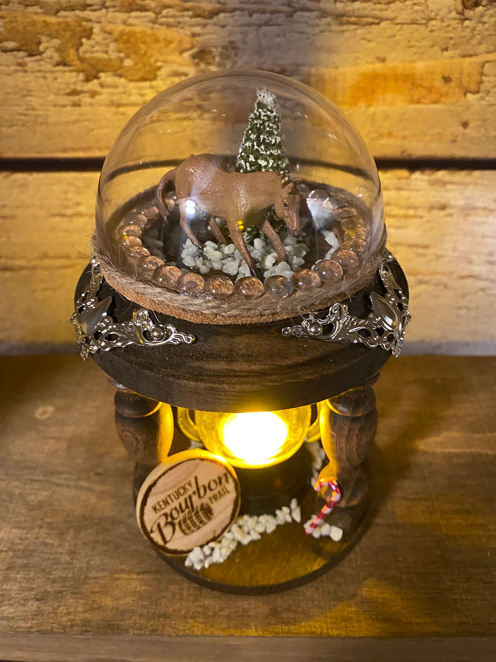 Thumbnail: Kentucky Mantel Decor