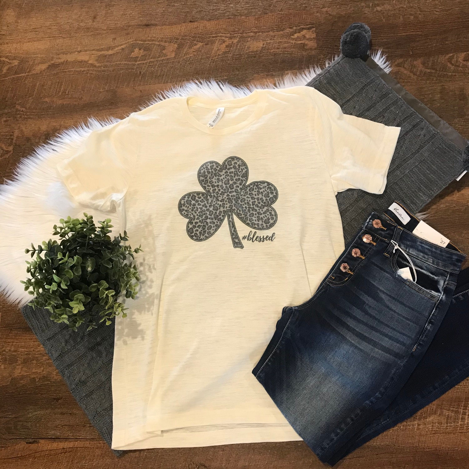 Leopard Shamrock on Natural Slub Tee