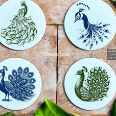 Add charm to your space with marble coasters featuring an elegant bird design, complete with a matching stand. Perfect for protecting surfaces while enhancing your décor, this set combines functionality with artistic appeal