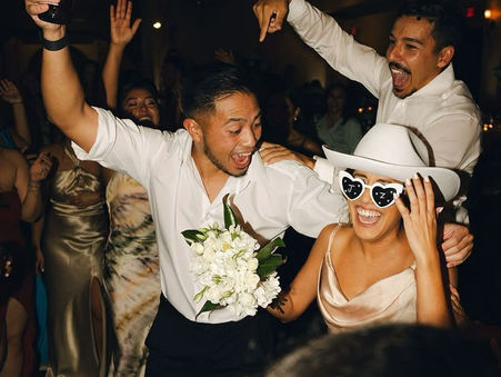 Danse de mariage à domicile dans l'Eure-et-Loir : créez votre wedding dance sur-mesure sans quitter votre salon