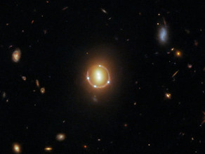 Hubble detecta un impresionante anillo de Einstein