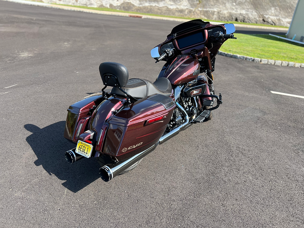 Thumbnail: 2024 Harley-Davidson CVO™ Street Glide – 25th Anniversary