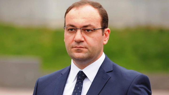 Երբ ավարտեք սնդիկային քննարկումը, կանցնե՞ք հայ-ադրբեջանական սահմանին տիրող ծանր իրավիճակին․ Բաբայան