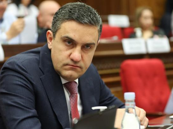 Այդ կառույցն ունի մասնագիտական ու արժեհամակարգային լեգիտիմության լրջագույն դեֆիցիտ․ Ղազինյան