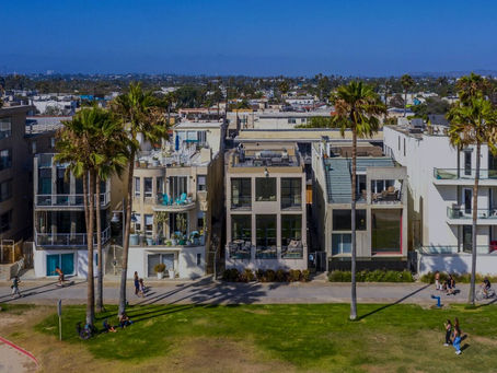 Luxury Window Cleaning Los Angeles | Prepare for Spring Light