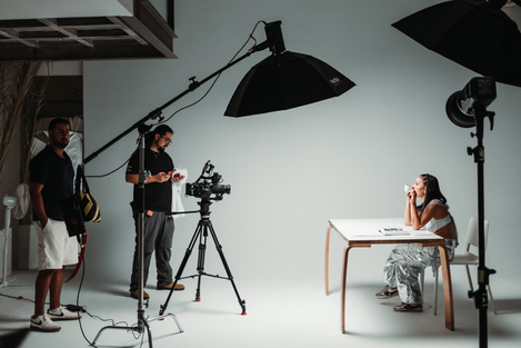 music video for raz Shani by bruce melan | קליפ לזמרת רז שני במאי ברוס מלאן לשיר פופ