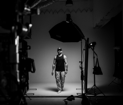 music video for raz Shani by bruce melan | קליפ לזמרת רז שני במאי ברוס מלאן לשיר פופ