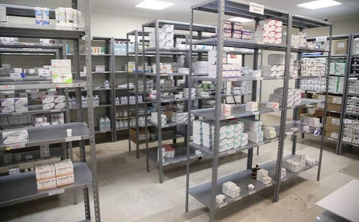 El Gobierno Federal debe reconocer desabasto de medicamentos en SdSP.