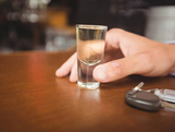 El alcohol causa cáncer. México necesita políticas prevengan el consumo de alcohol y el cáncer asociado, no que lo normalicen.