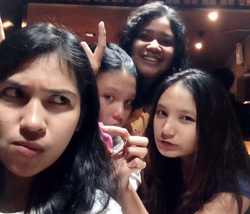 Post Instagram by @christyratu
