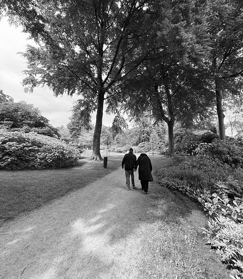 Paar nach Paartherapie in Praxis für Psychotherapie Anne Grau