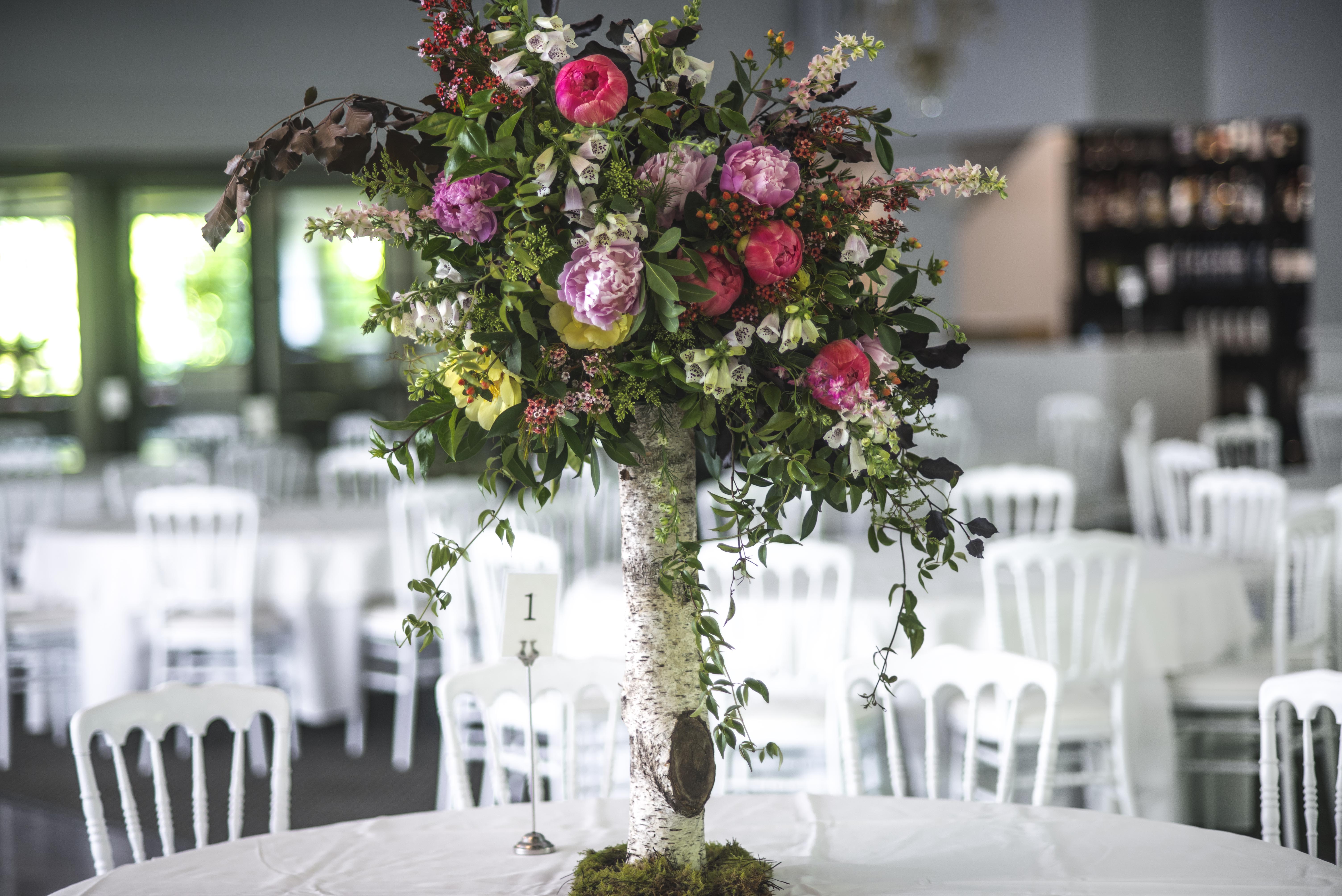 Tree inspired table centrepiece