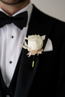 Cream & pink buttonhole
