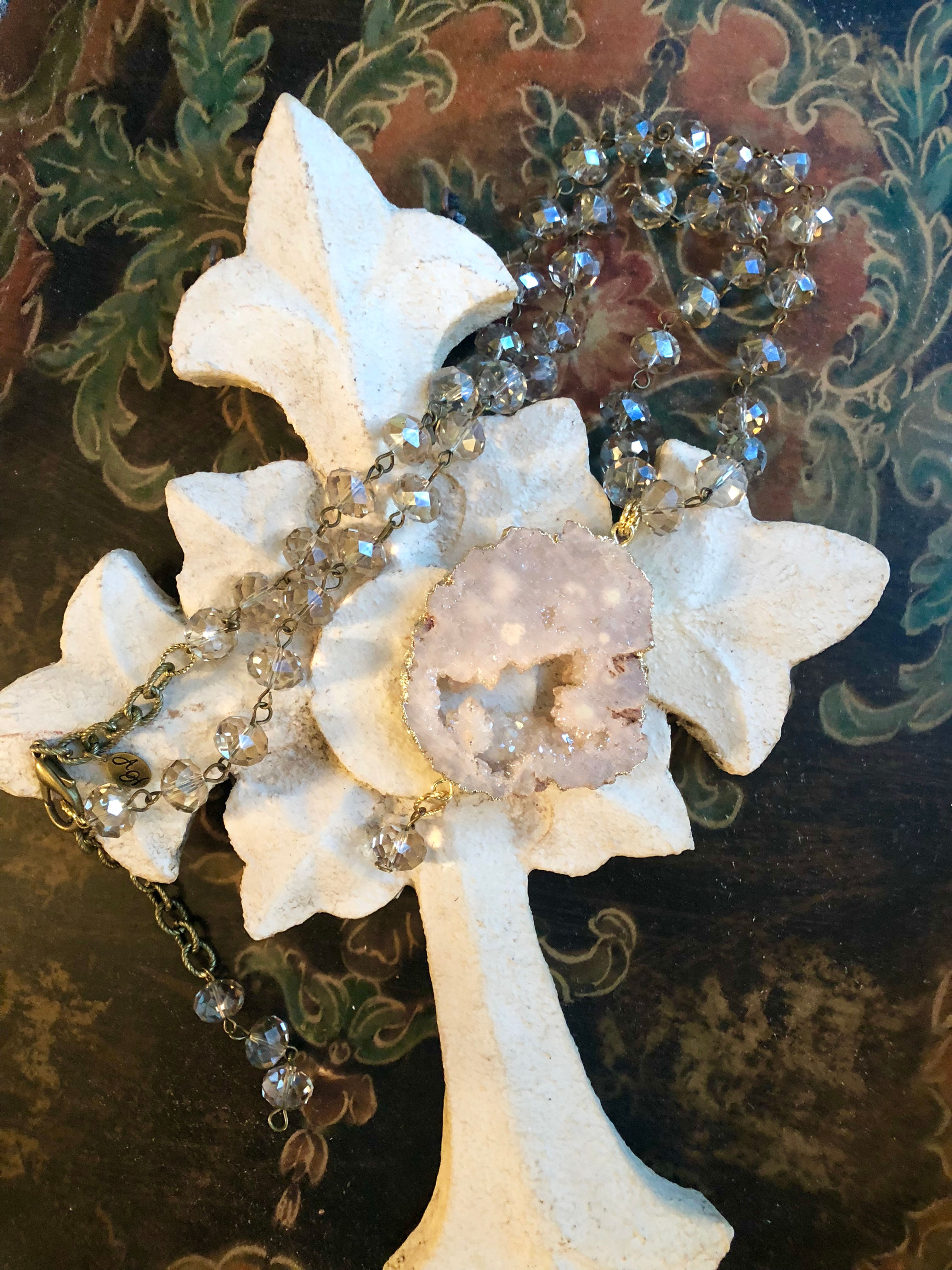 Crystal and Druzy pendant 