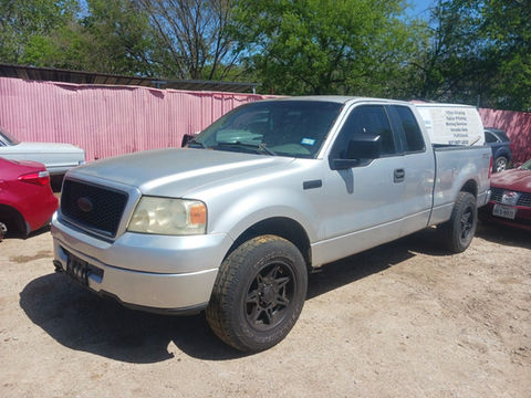 Used 2006 Ford F150 pickup truck in moderate condition.