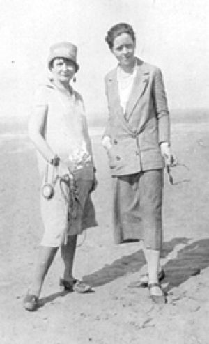 A picture of Barnes with Elsa Von Freytag-Loringhoven, a German visual artist and poet also known as the "Baroness."